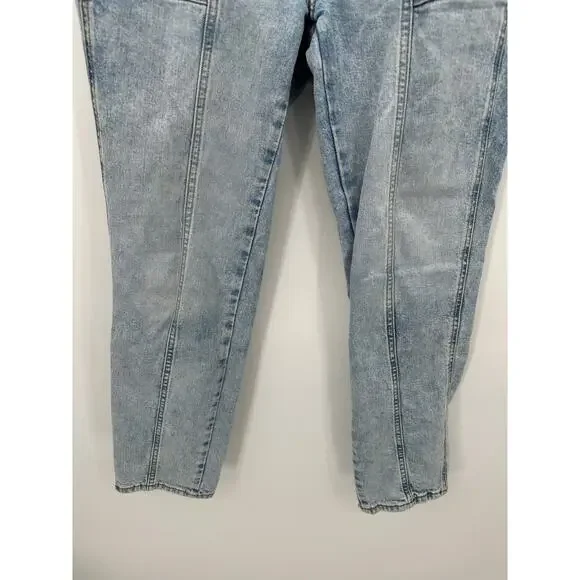 Universal Thread Jeans Women 4/27 Blue Light Wash Denim High Rise Slim Straight - Picture 3 of 9